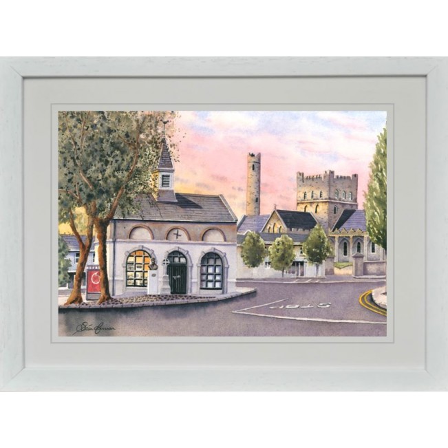 "Kildare Town Square"
